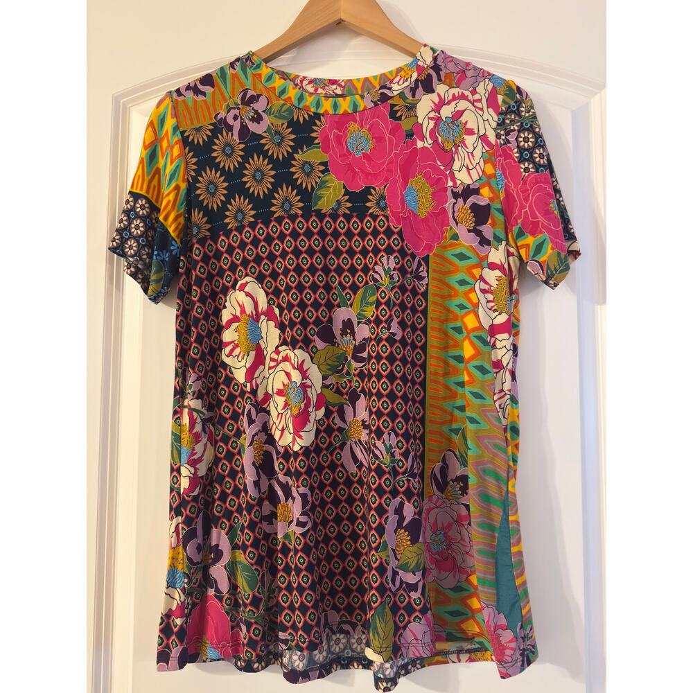 Johnny Was Maggie Crewneck Swing Floral Bamboo Tee - Small